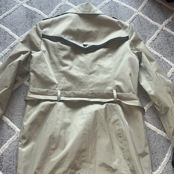 Circus by Sam Edelman rain coat - Picture 5 of 9